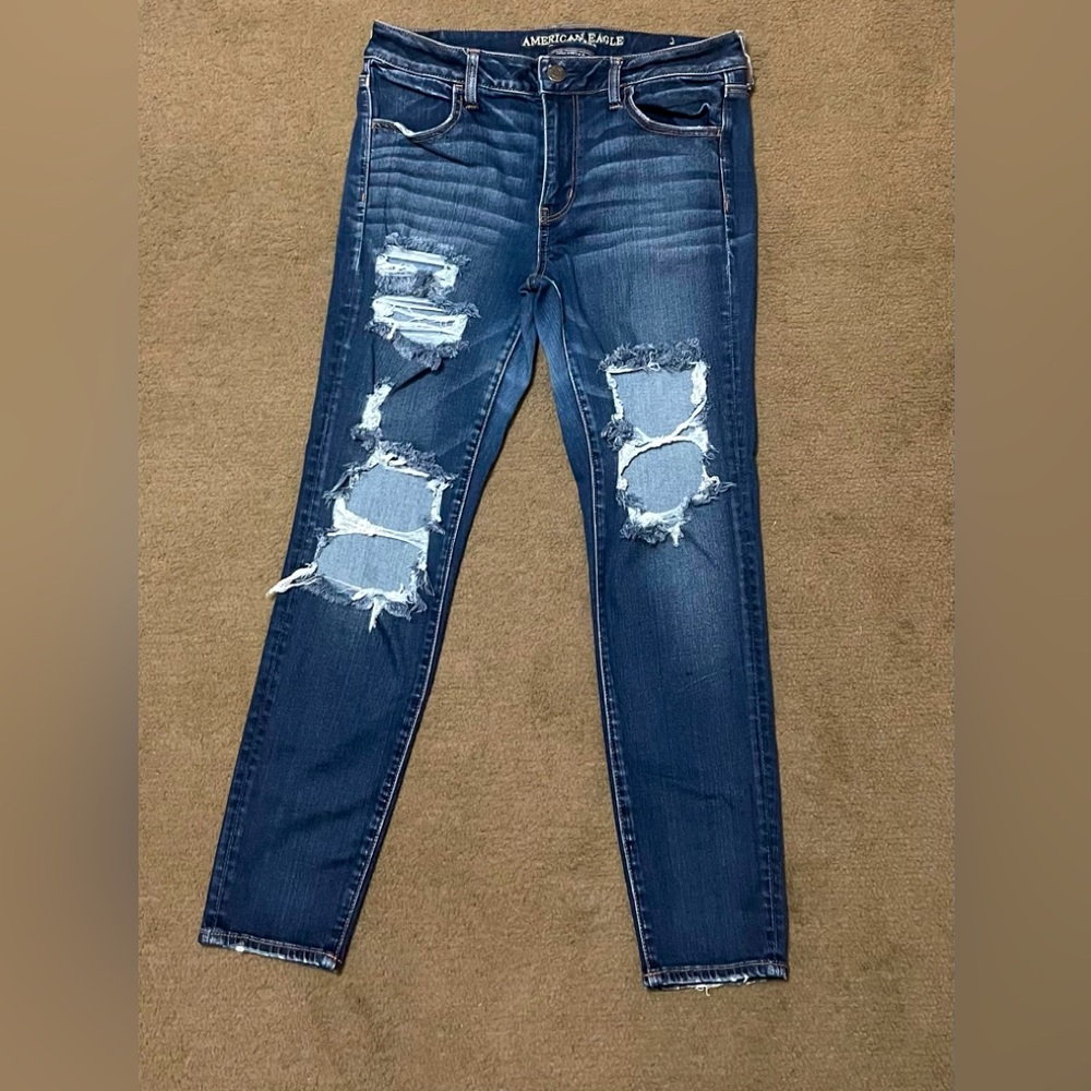 Dark Distressed NWOT size 12SHORT jeans